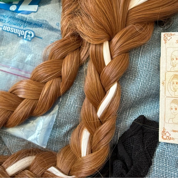 Frozen Princess Anna coronation dress costume + wig - Picture 11 of 11